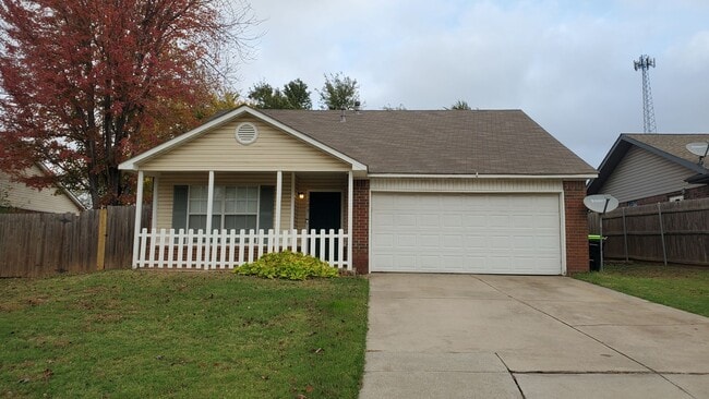 Primary Photo - (3) Bed (2) Bath in Noble Avail NOW!