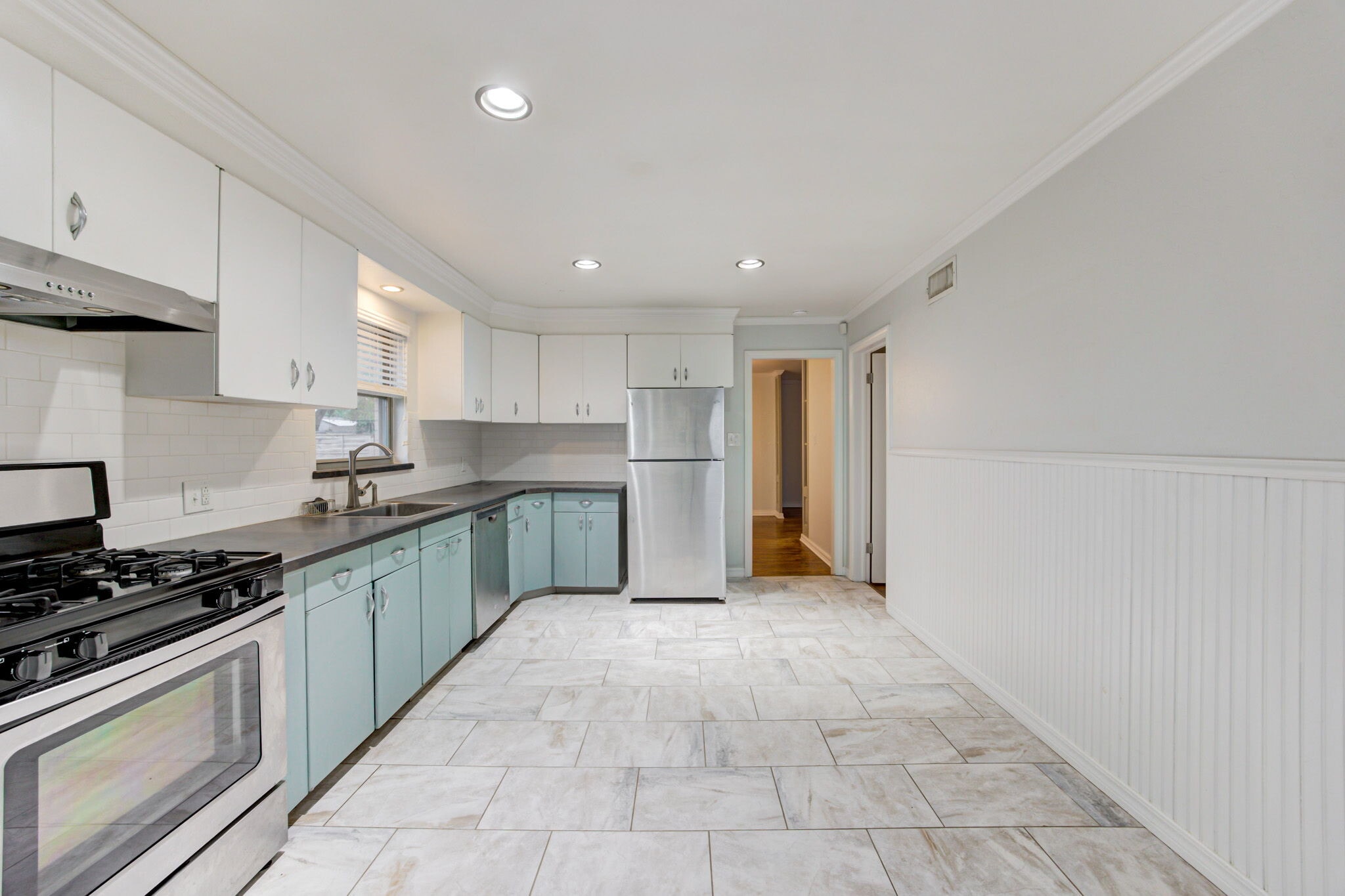 Building Photo - 4121 NW 20th St