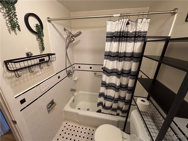 Building Photo - 4307 Candlelight Ln