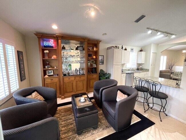 Building Photo - 7936 Laina Ln