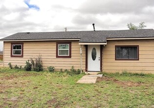 Building Photo - 600 W 28th