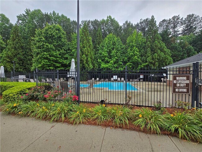 Building Photo - 1356 Bexley Pl