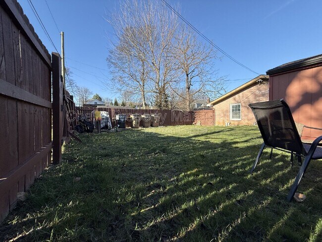 Building Photo - 924 Boscobel St