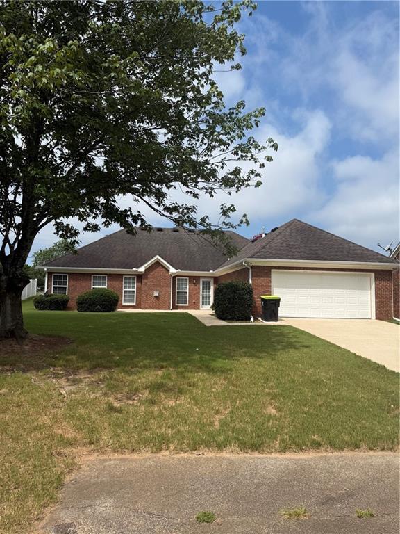 Building Photo - 1244 Saxony Dr SE