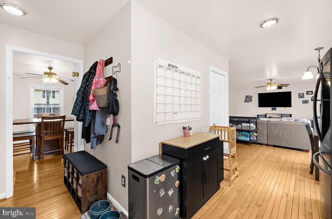 Building Photo - 7665 Cedar Dr