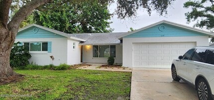 Building Photo - 109 Vía Havarre