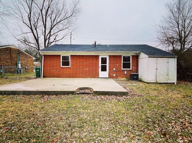 Building Photo - 9400 Moonridge Pl