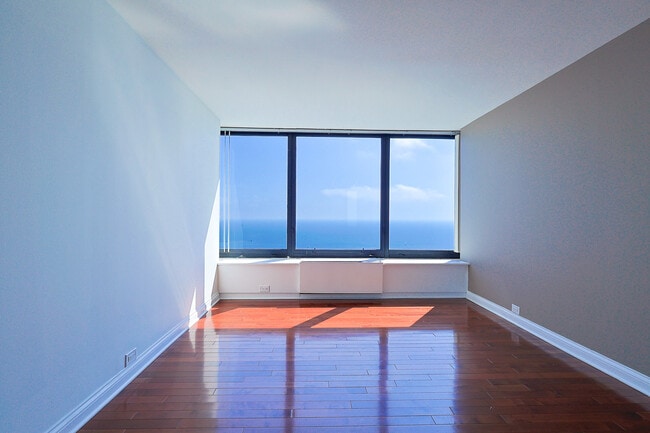 Building Photo - 155 N Harbor Dr