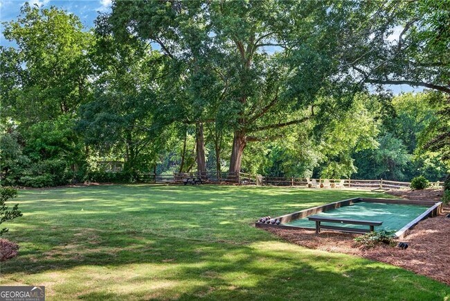 Building Photo - 3669 Cochise Dr SE