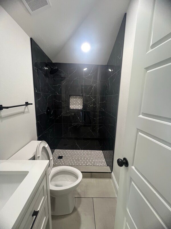 Building Photo - 1607 Lansford Ave