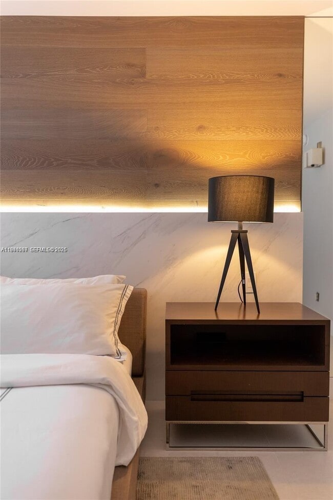 Building Photo - 210 172nd St