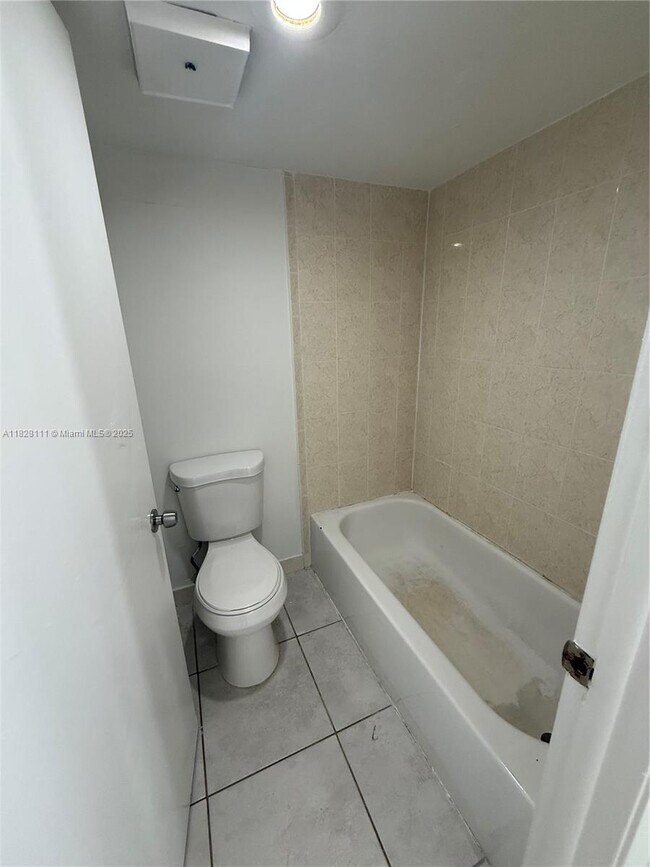 Building Photo - 8335 SW 152nd Ave