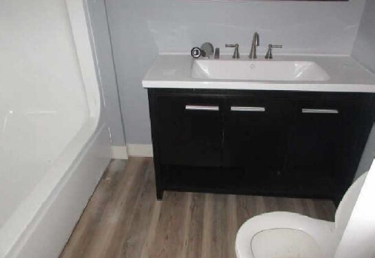 Building Photo - 639 Dunn Cir