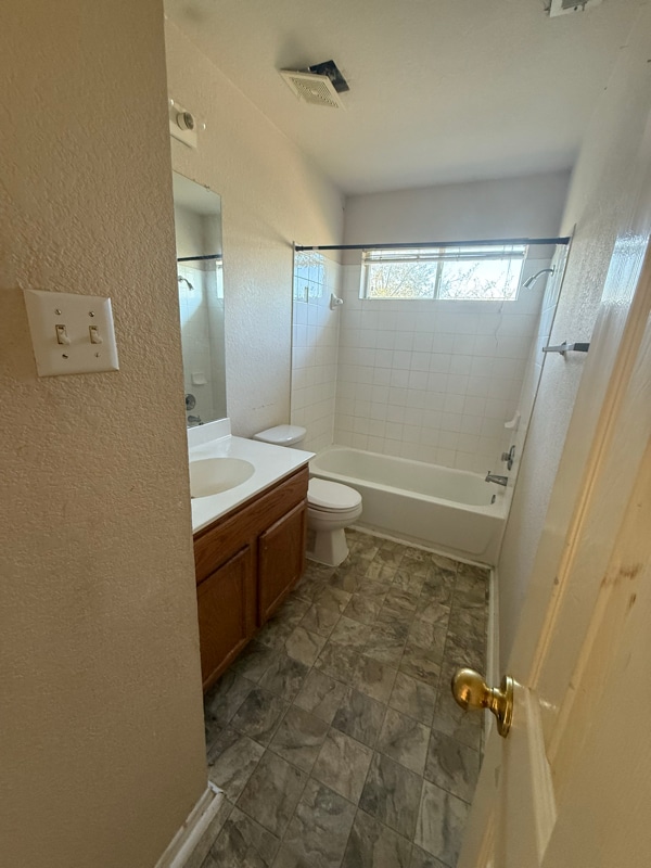 Building Photo - 1209 Coronation Way