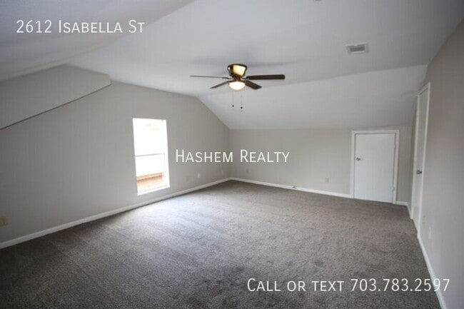 Building Photo - 2612 Isabella St