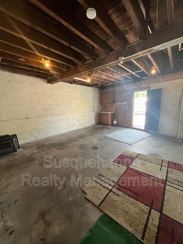 Building Photo - 134 College Ave