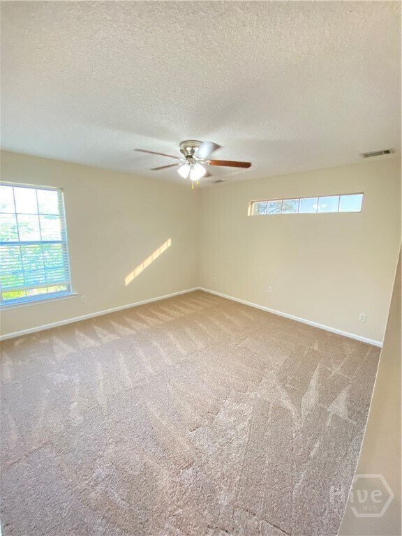 Building Photo - 204 Foxbury Square