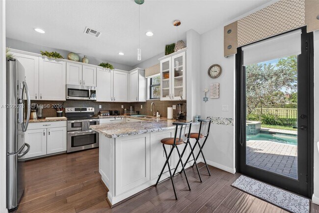 Building Photo - 19278 NE 6th Ave