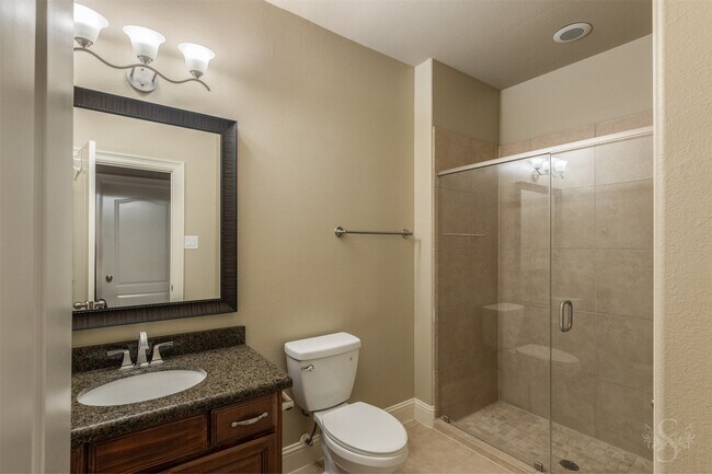 Building Photo - 32611 Waltham Crossing