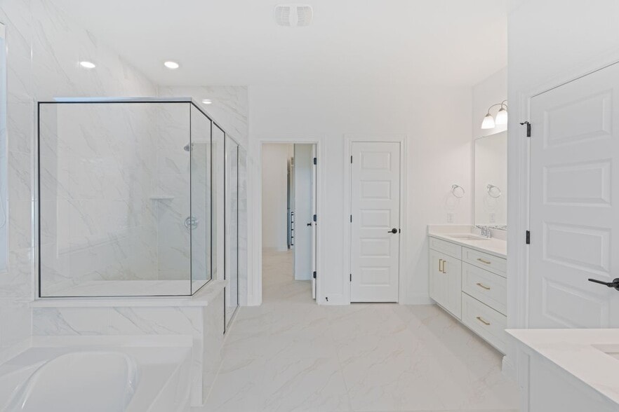 Building Photo - 2924 Zuni Pass