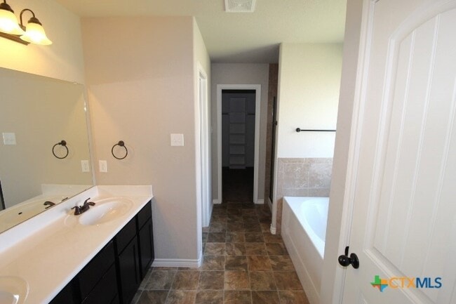 Building Photo - 7301 Oliver Loving Dr