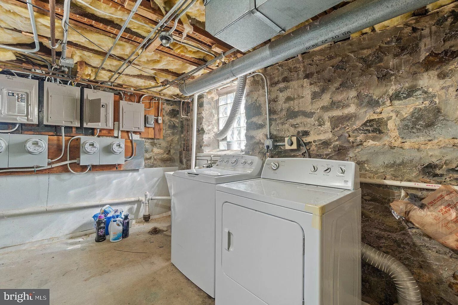 Building Photo - 4101 Roland Ave