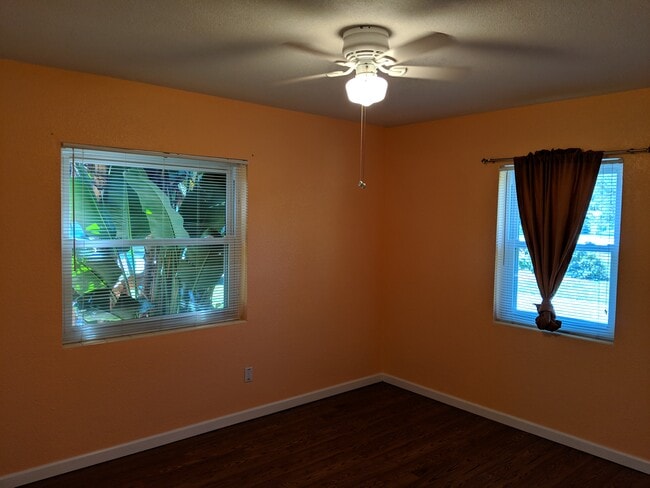 Building Photo - 234 Union St