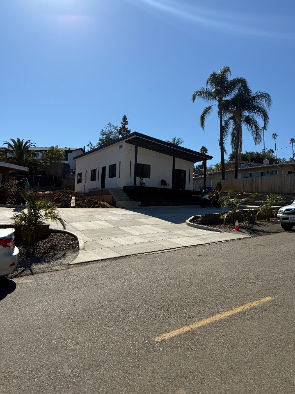 Building Photo - 227 Hillside Terrace