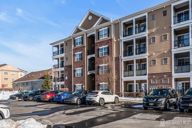 Building Photo - 731 Strassle Wy