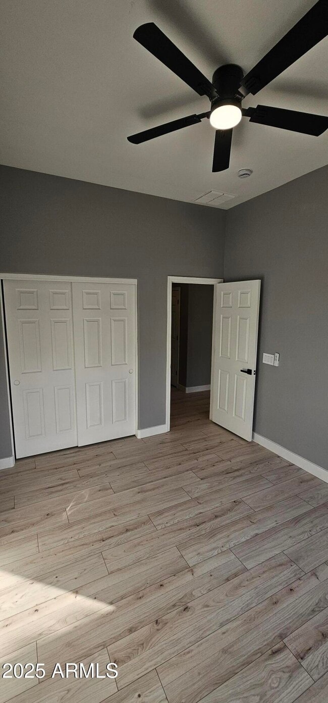 Building Photo - 17913 W Desert View Ln