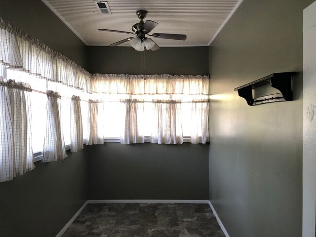 Building Photo - 1003 Peachtree St