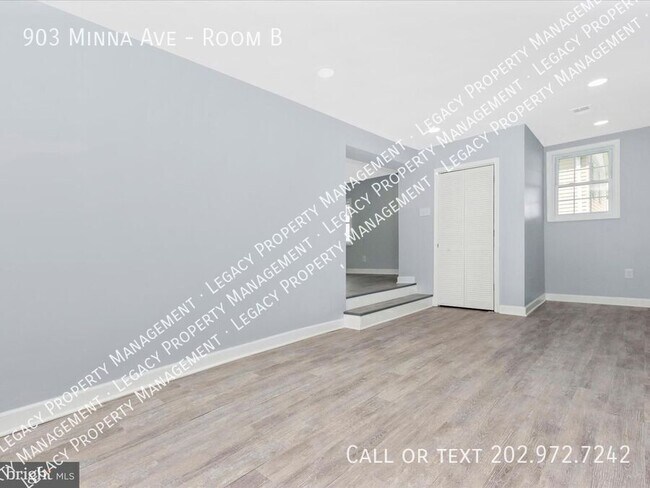 Building Photo - 903 Minna Ave