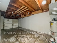 Building Photo - Adorable 2 bedroom duplex
