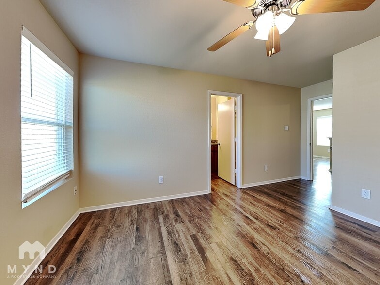 Building Photo - 6609 Ridgemist Ln