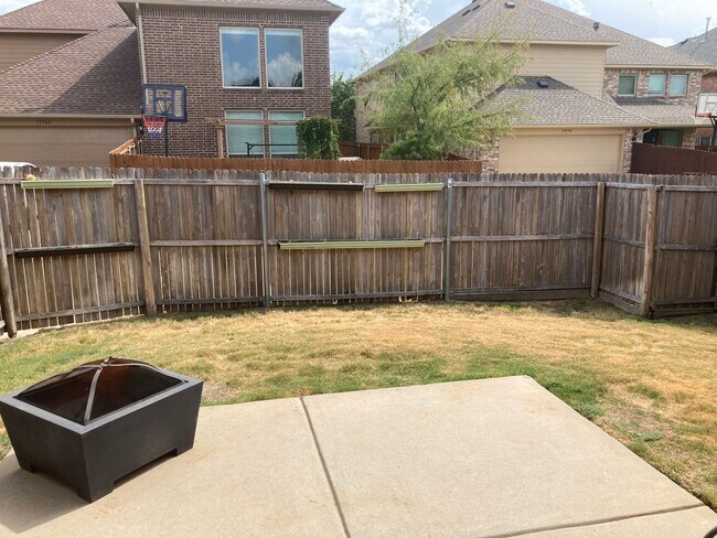 Building Photo - 3 Bed 2 Bath House For Lease in Frisco, Te...