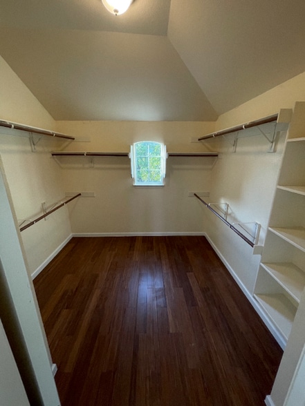 Building Photo - 1076 Zeus Cir