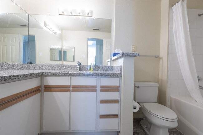 Building Photo - 1330 Old Spanish Trl