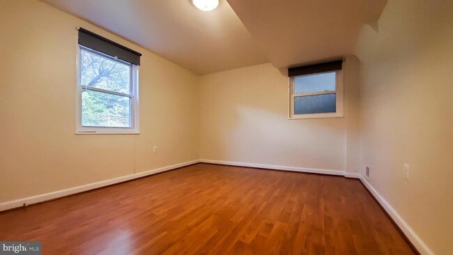 Building Photo - 6415 Rockhurst Rd