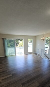 Building Photo - Stunning Capitola Home with Bonus Office &...