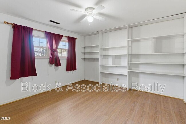 Building Photo - 1200 Boxwood Ln