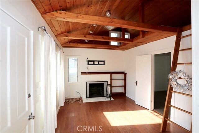Building Photo - 426 Aster St