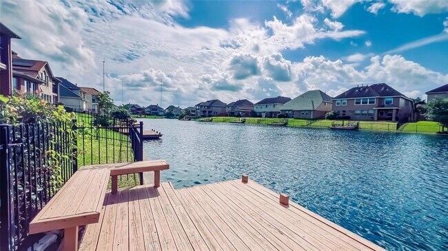 Building Photo - 4043 Tuscan Shores Dr