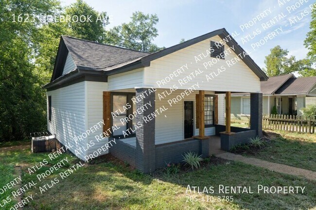 Building Photo - 1623 Holbrook Ave