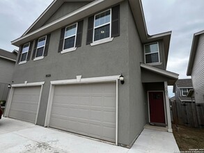 Building Photo - 10326 Candlewood Wy