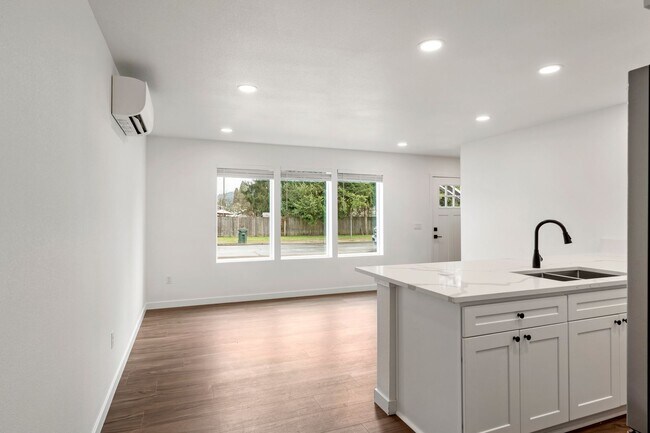 Building Photo - Brand new 3 bedroom 3 full bath townhouse in Thurston! $1,000 OFF YOUR FIRST MONTH'S RENT!