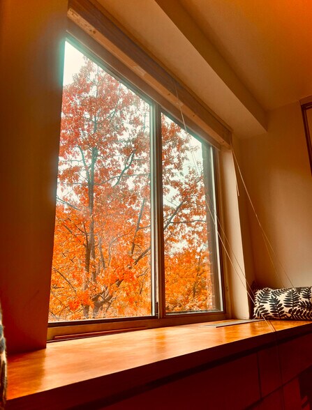 Building Photo - 400 Central Park W