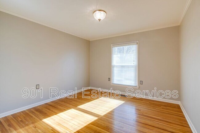 Building Photo - 5350 Edenshire Cove