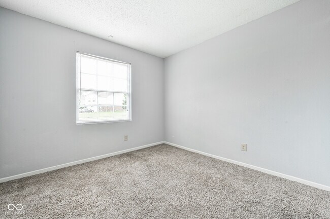Building Photo - 1804 Feather Reed Ln