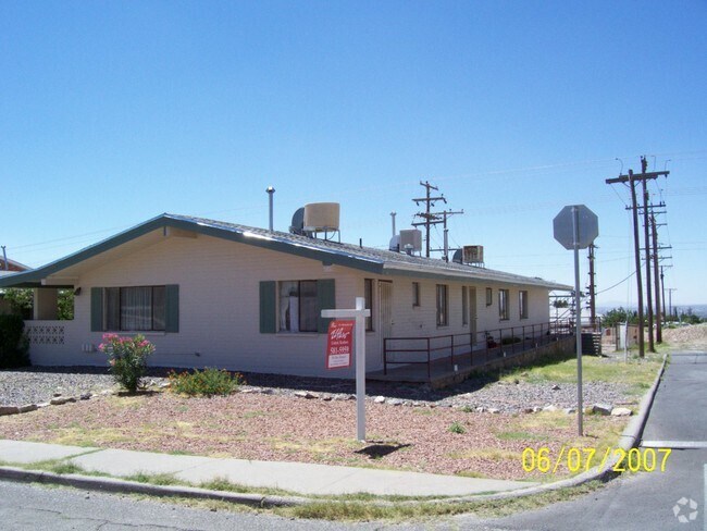 Building Photo - 2800 Harrison St