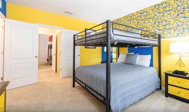 Building Photo - 7572 Oakmoss Loop